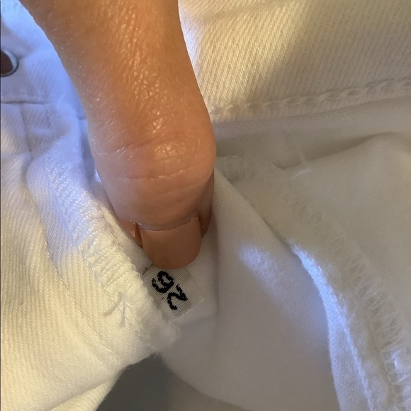 Arianne Elmay | Street Skinny Jean - Picture 10 of 10